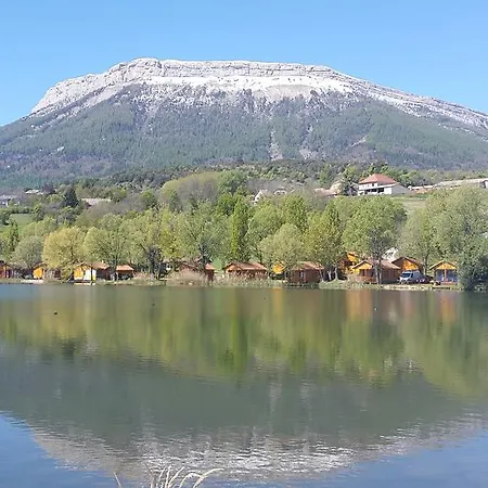La Motte Flottante 2* La Freissinouse